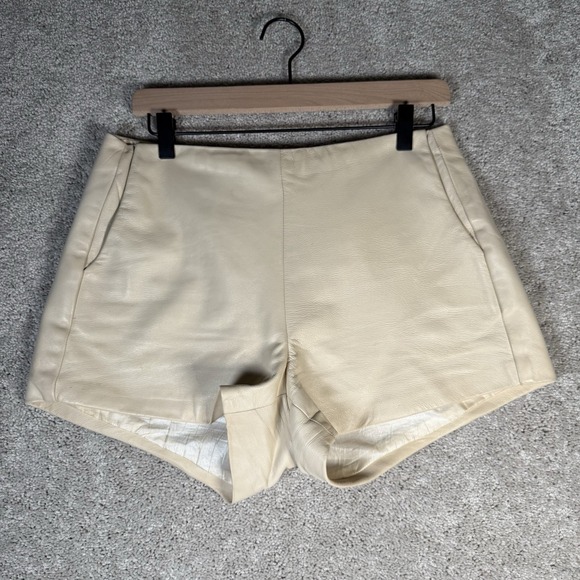 David Lerner Pants - David Lerner Women's Large 100% Lambskin 3" Inseam Shorts Satin Lined READ‎